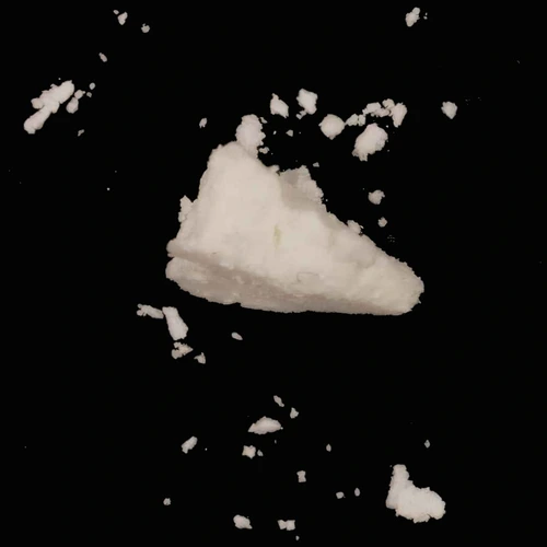 Amphetamine (14%); Caffeine (73%); Unknown tabletta