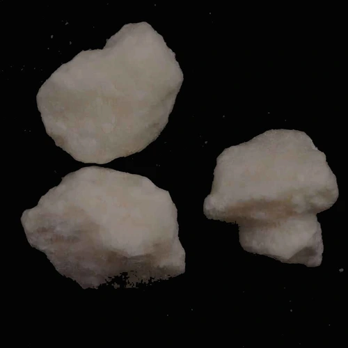 Comprimé Amphetamine (2%); Caffeine (47%); Benzoylecgonine (1%); Tetramisole (0.1%)