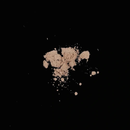 Таблетка Heroin (18%); Paracetamol (32%); Caffeine (22%); Noscapine (12%); Acetylcodeine (1%); Papaverine (1%); Unknown