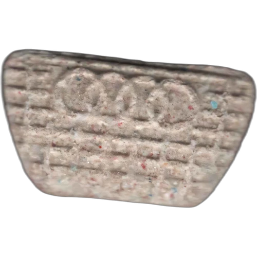 Таблетка Audi — MDMA (152mg); Caffeine (6mg) — Barcelona, Spain