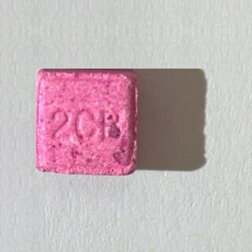 2C-B (12mg); 2C-B (5%); Synthesis impurity — Slovinsko