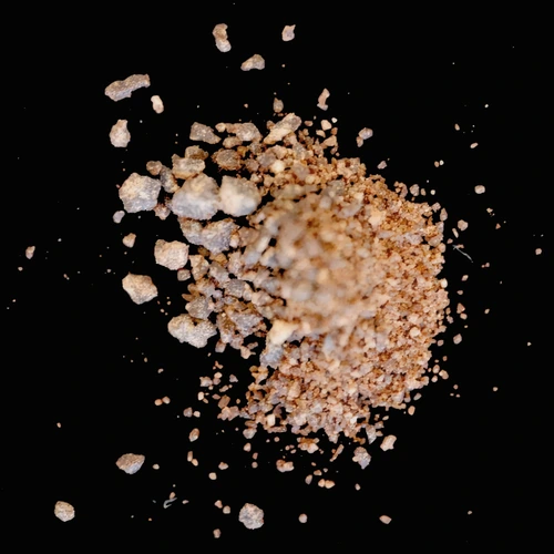 Heroin (52%); Noscapine (30%); Acetylcodeine (3%); 6-MAM (2,7%); Papaverine (2%); Unknown — Berlin, Германия