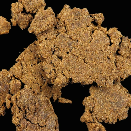 Haschisch Mit Delta 8 THC-pil — CBDA (2.8%); Freies CBD (6.2%); CBD (8.7%); CBN (0.7%); Freies THC (14.4%); THCA (0.1%); THC (14.5%); Delta-8-THC — Zürich, Zwitserland