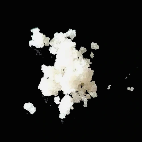 4-MMC (99%); iso-4-MMC — Berlin, Německo