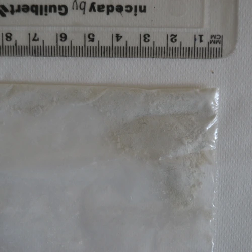 Таблетка Ducks Mane — N-propionitrile chlorphine — Newham; Tower Hamlets (E3), England