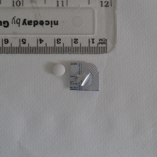 Alprazolam tabletta — Tramadol — Newham; Tower Hamlets (E3), England