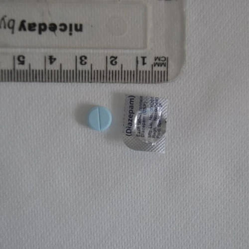 Таблетка Diazapam — Diazepam — Chesterfield; North East Derbyshire (S40), England