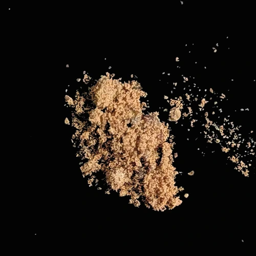 Comprimé Heroin (32%); Caffeine (9%); Paracetamol (12%); Noscapine (34%); Acetylcodeine (2%); Papaverine (3%); Unknown
