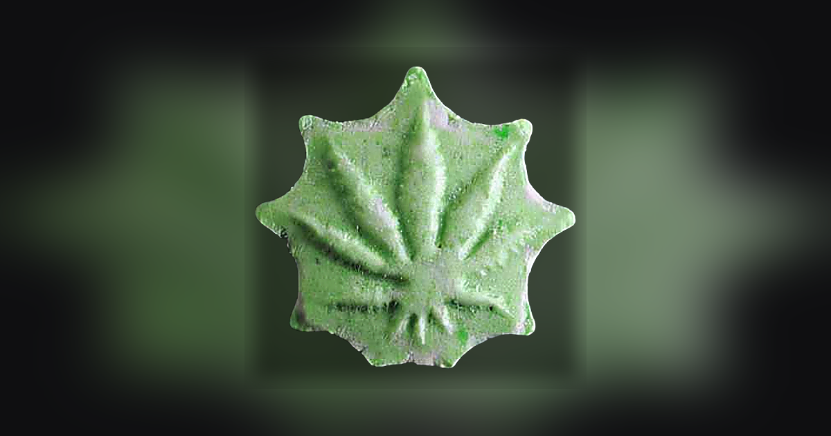 Hemp_leaf