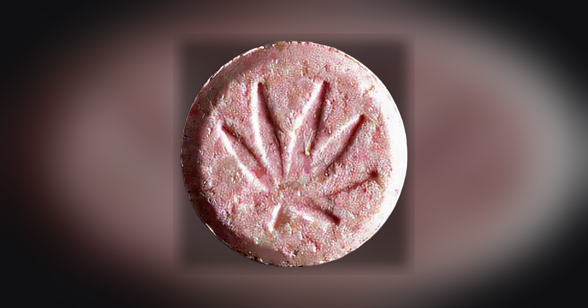 Hemp_leaf