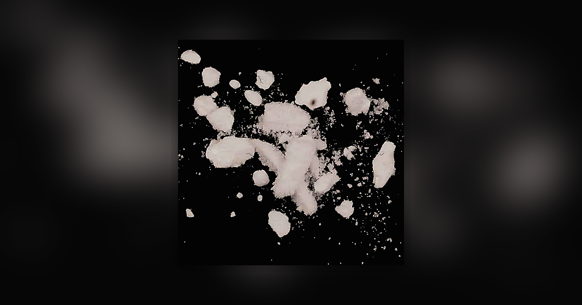Cocaine (82%); Norcocaine (1%)
