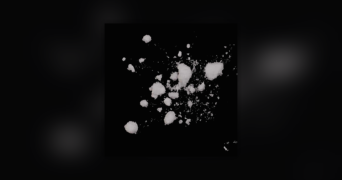 Cocaine (82%); Norcocaine (2%); Phenacetin (3%)
