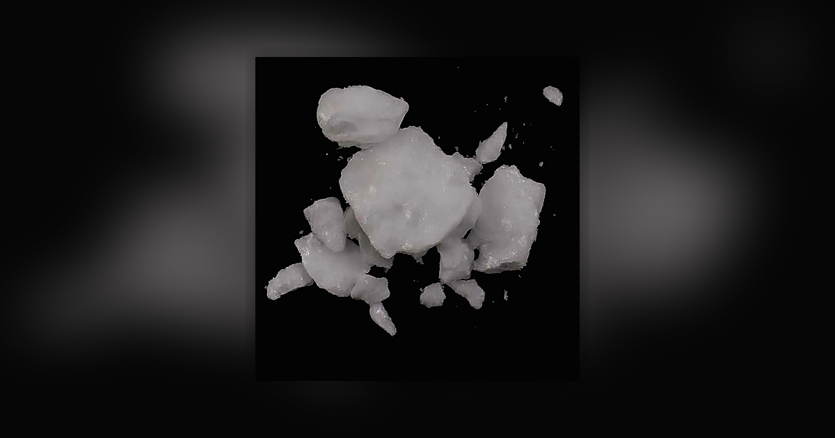 Cocaine (81%); Norcocaine (2%); Procaine (0.3%); Caffeine (0.4%)