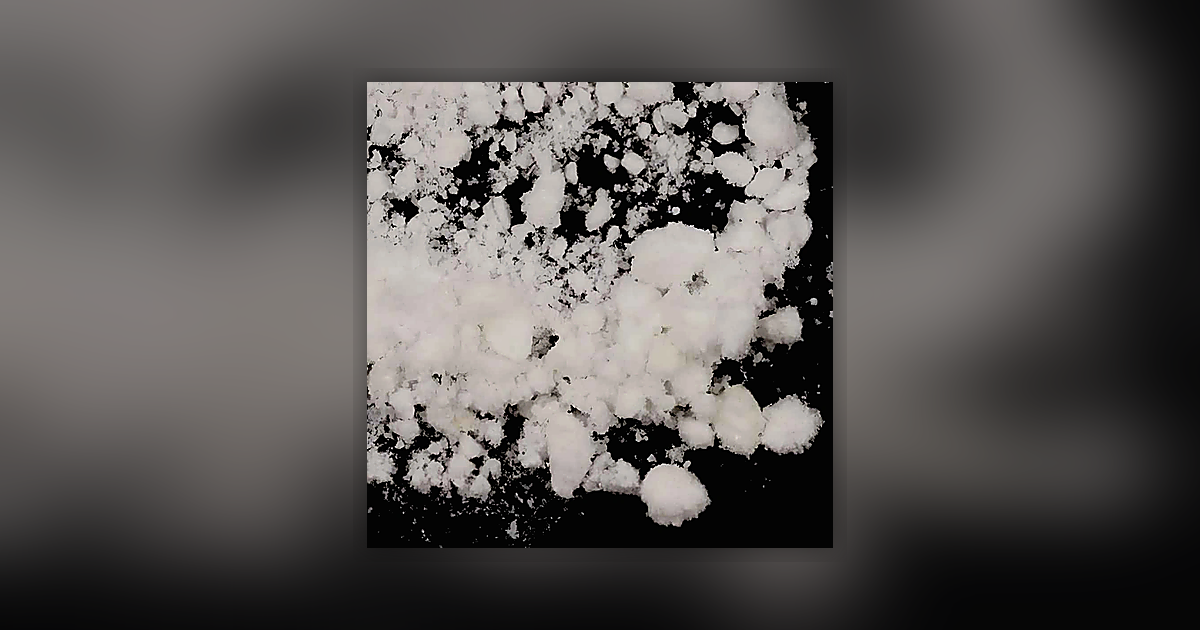 Cocaine (58%); Procaine (14%); Caffeine (14%)