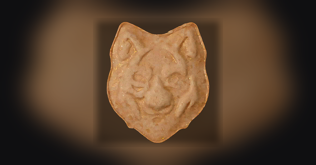 Wolf, 2C-B