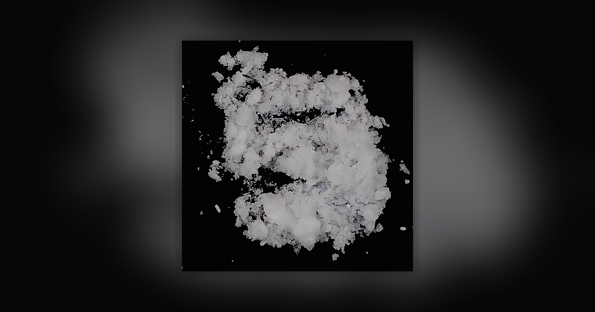Cocaine (62%); Procaine (2%); Phenacetin (1%); Caffeine (0.5%)
