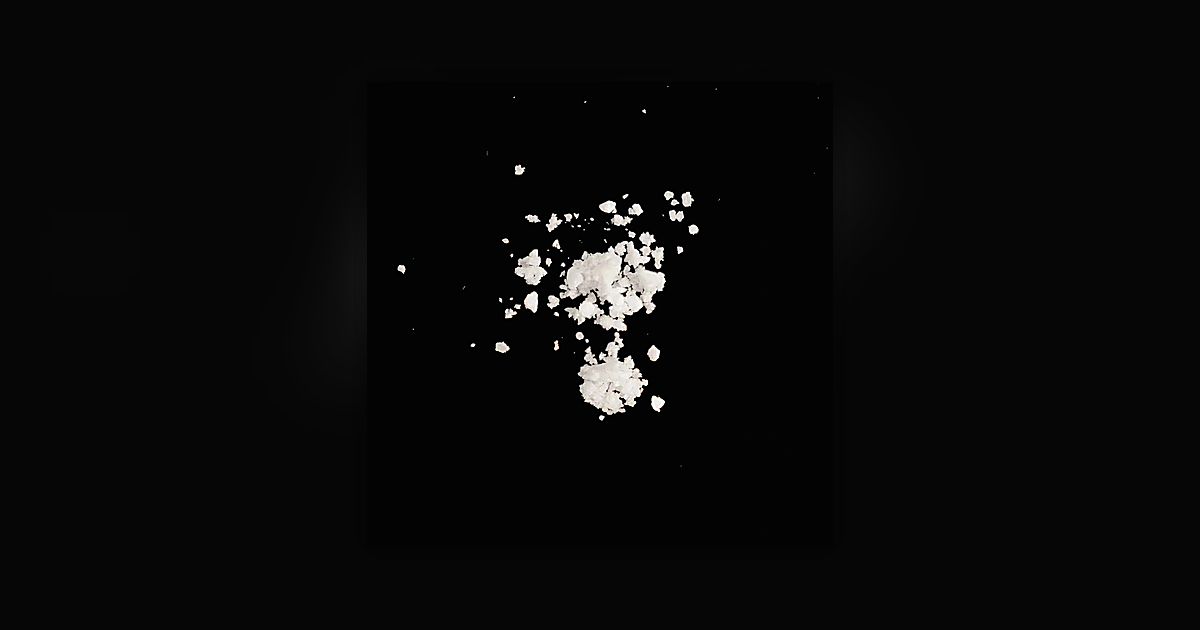 Cocaine (77%); Amphetamine (5%); Norcocaine (2%)
