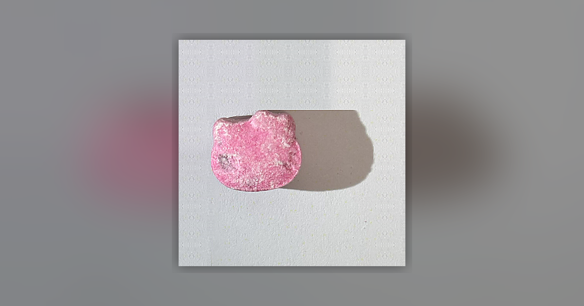 MDMA (132mg); 4-MMC (4mg)