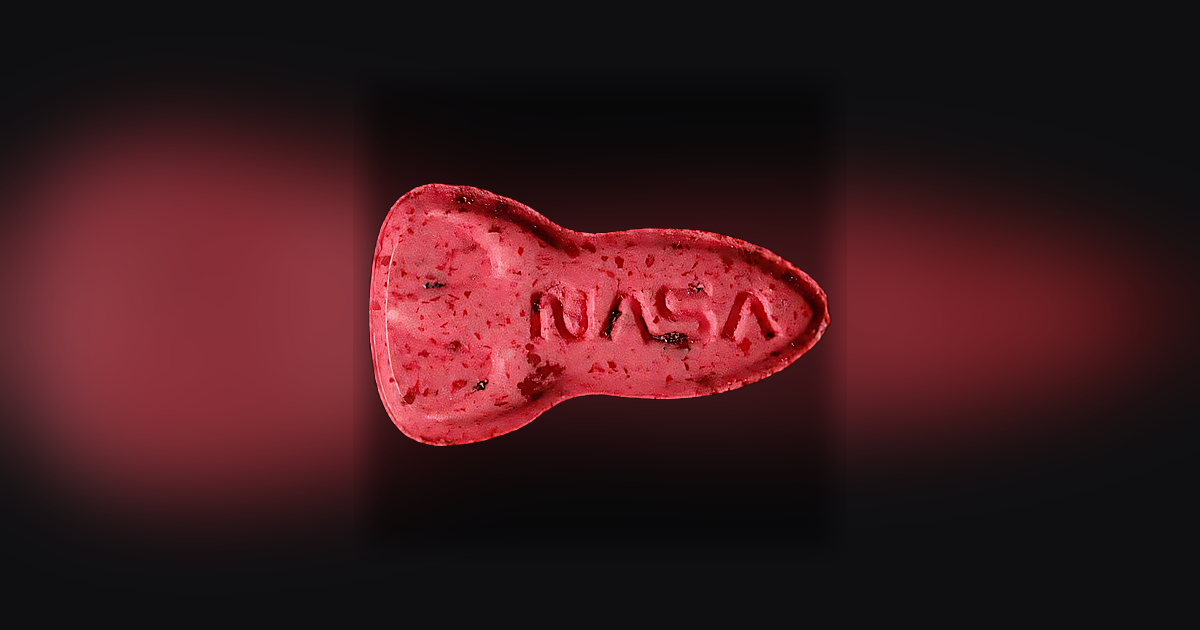 NASA, 2C-B