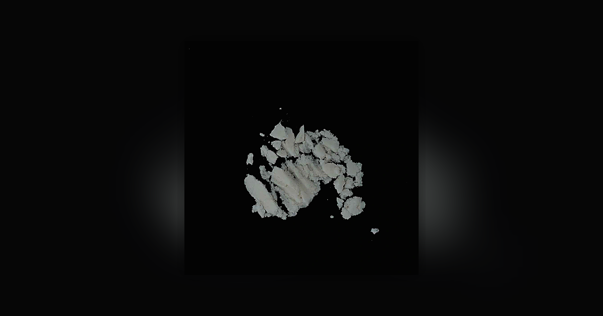 2-MMC (94%); Caffeine (0.2%)