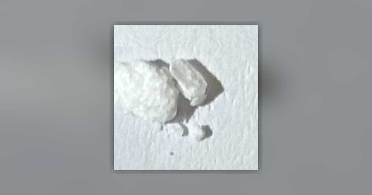 Cocaine; Levamisole (39%); Procaine (15%)