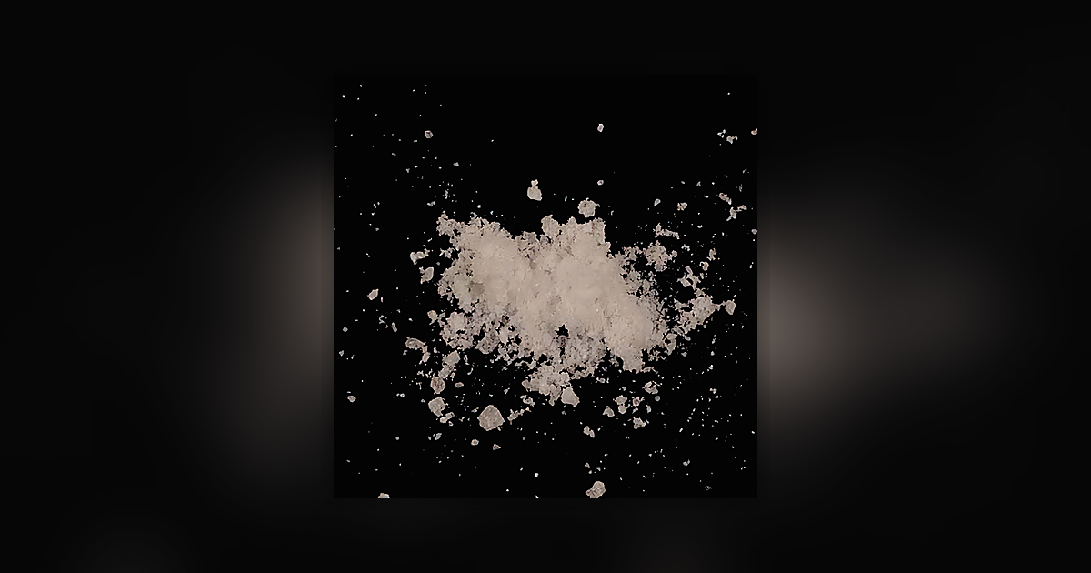 4-CMC (92%); Caffeine (0.3%)