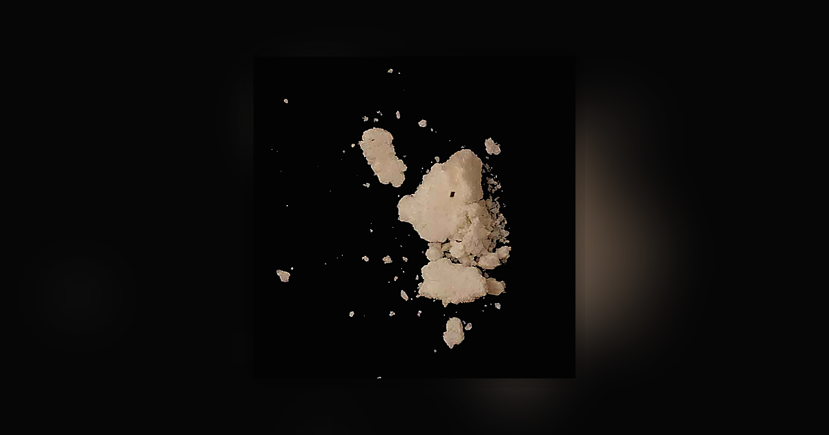 Cocaine (56%); Procaine (15%); Caffeine (14%)