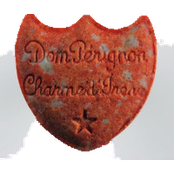 Red Dom Perignon ecstasy pill (XTC) — MDMA 161mg — Zürich, Switzerland