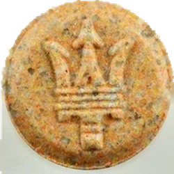 Brown Maserati ecstasy pill (XTC) — MDMA 131mg — Zürich, Switzerland