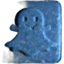 Blue Snapchat ecstasy pill (XTC) — MDMA 150mg; N-Cyclohexylbenzamide — Bern, Switzerland