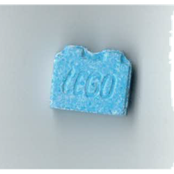 Blue Lego ecstasy pill (XTC) — Unknown; 3,4-Metilenedioxi-N-benzilcatinona BMDP; Eutilona bk-EBDB — Baleares, Spain