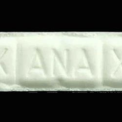 Green Xanax pill — Caffeine; Etizolam — Zürich, Switzerland