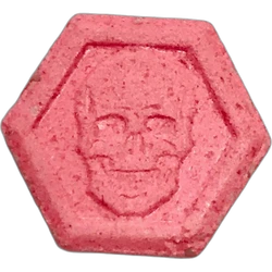Pink Philipp Plein ecstasy pill (XTC) — MDMA 231mg — Madrid, Spain