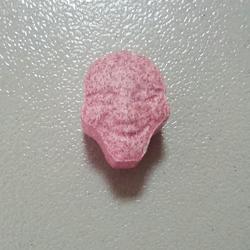 Pink Saw ecstasy pill (XTC) — MDMA 245mg — Málaga, Spain