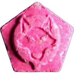 Pink Wolf pill — MDMA 190mg — Zürich, Switzerland