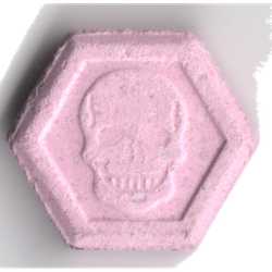 Pink Philipp Plein ecstasy pill (XTC) — MDMA 114mg — Barcelona, Spain