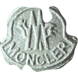 Moncler-tablett