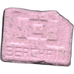 Pink Berghain ecstasy pill (XTC) — MDMA 262mg — Barcelona, Spain