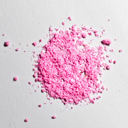 Ketamine (24%); MDMA (9%); Caffeine (0.1%); Paracetamol (0.1%)-pilleri