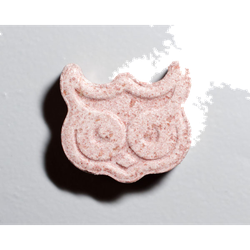 Pink Owl ecstasy pill (XTC) — MDMA 127mg — Lille, France