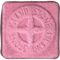 Pink Stone Island ecstasy pill (XTC) — MDMA 227mg — Madrid, Spain