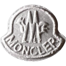 White Moncler ecstasy pill (XTC) — MDMA 166mg — Geneva, Switzerland