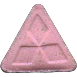 Pink Mitsubishi ecstasy pill (XTC) — MDMA 146mg — Madrid, Spain