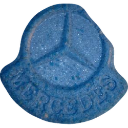 Tabletka Mercedes, AMG