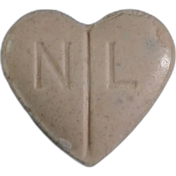 Tableta MDMA; Caffeine — 2