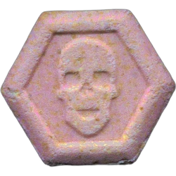 Pink Philipp Plein ecstasy pill (XTC) — MDMA 102mg — Madrid, Spain