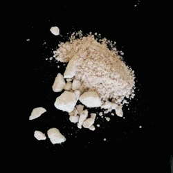 Tabletka Heroin (42%); Noscapine (24%); Paracetamol (10%); Caffeine (8%); Acetylcodeine (3%); Papaverine (1%); Unknown