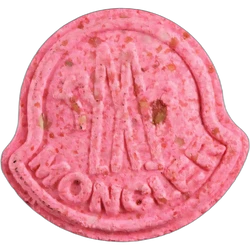 Pink Moncler ecstasy pill (XTC) — MDMA; Synthesis impurity — Zürich, Switzerland