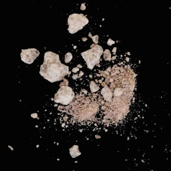 Tabletka Heroin (22%); Noscapine (21%); Paracetamol (20%); Caffeine (19%); Papaverine (1%); Acetylcodeine (1%); Unknown