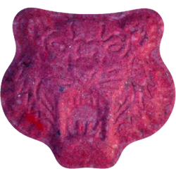 Pink Kenzo ecstasy pill (XTC) — MDMA 42mg; Caffeine 93mg — Vienna, Austria